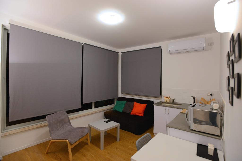 Arlozorov Bat Yam Beach Habitación foto